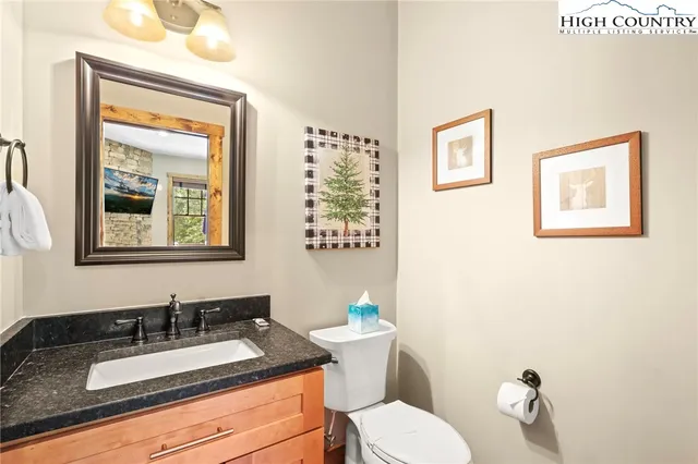 $672,500 | 52 Eagle Cottage Lane, Unit 8, Banner Elk, NC 28604