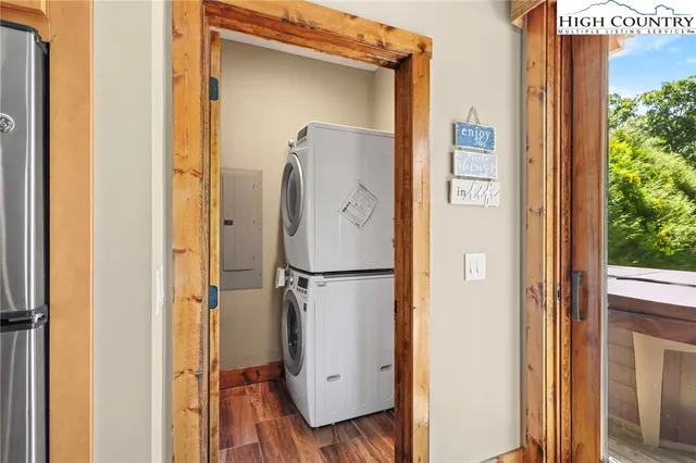 $672,500 | 52 Eagle Cottage Lane, Unit 8, Banner Elk, NC 28604