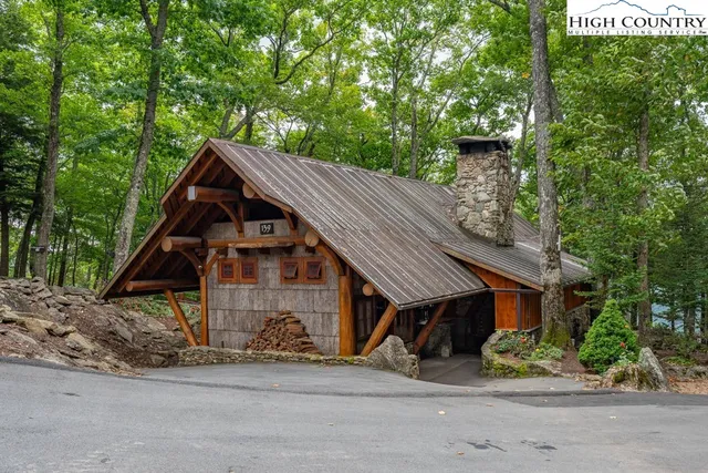 $672,500 | 52 Eagle Cottage Lane, Unit 8, Banner Elk, NC 28604