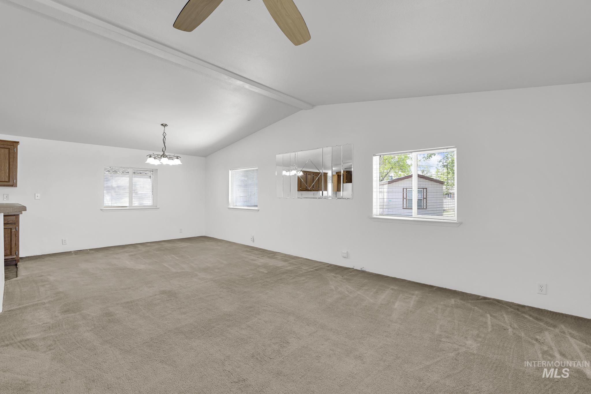 1625 Maple Street, Unit 40 Buhl, ID 83316 - Photo 2 of 17