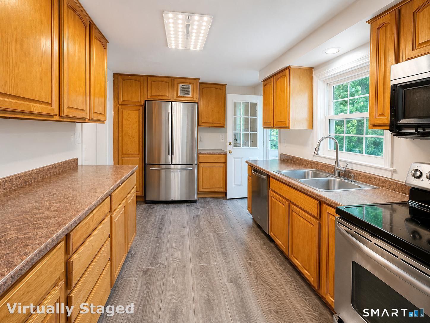 104 Higby Road Middletown, CT 06457 - Photo 7 of 17 Gallery Image 7