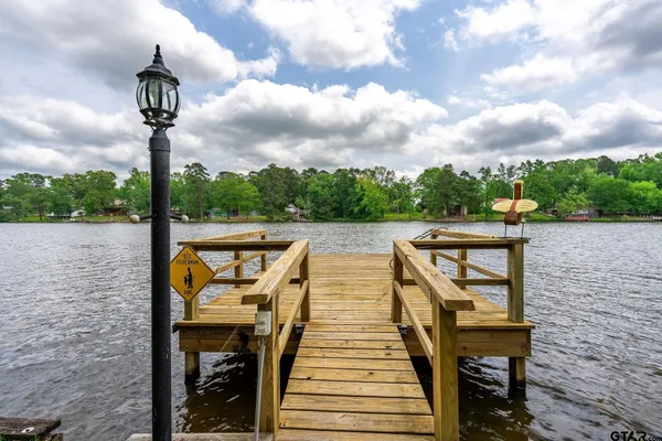 $239,900 | 488 Omaha Drive, Omaha, TX 75571