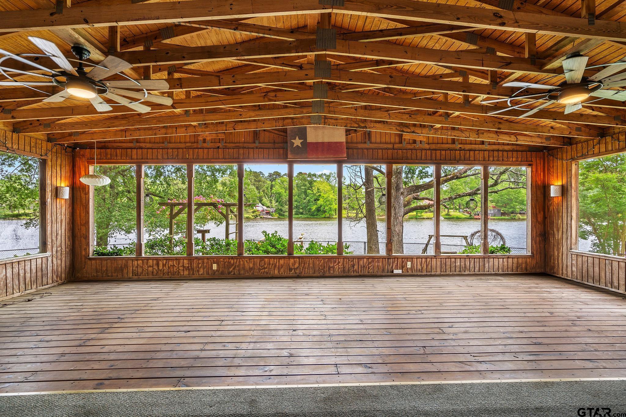 488 Omaha Drive Omaha, TX 75571 - Photo 5 of 28