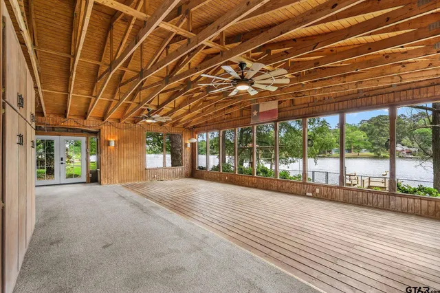 $239,900 | 488 Omaha Drive, Omaha, TX 75571