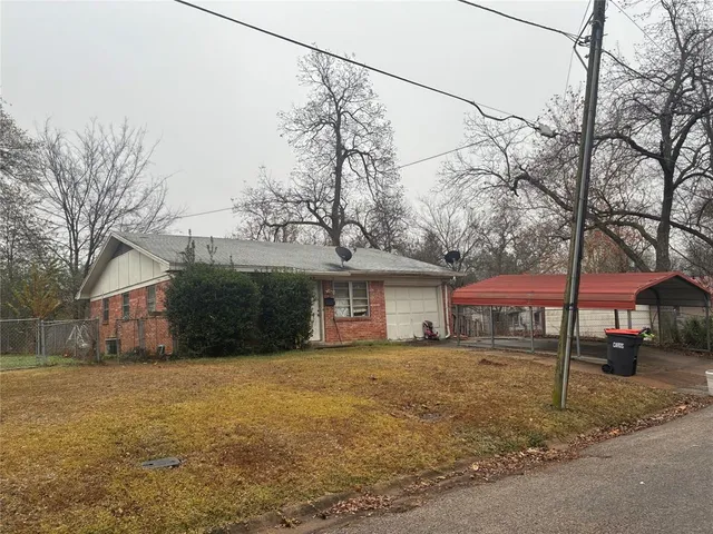 $59,900 | 865 6th Street Southwest, Paris, TX 75460