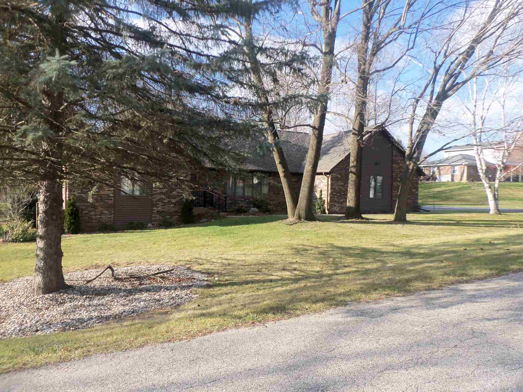 1792 Riverview Road Peru, IN 46970 - Photo 3 of 29