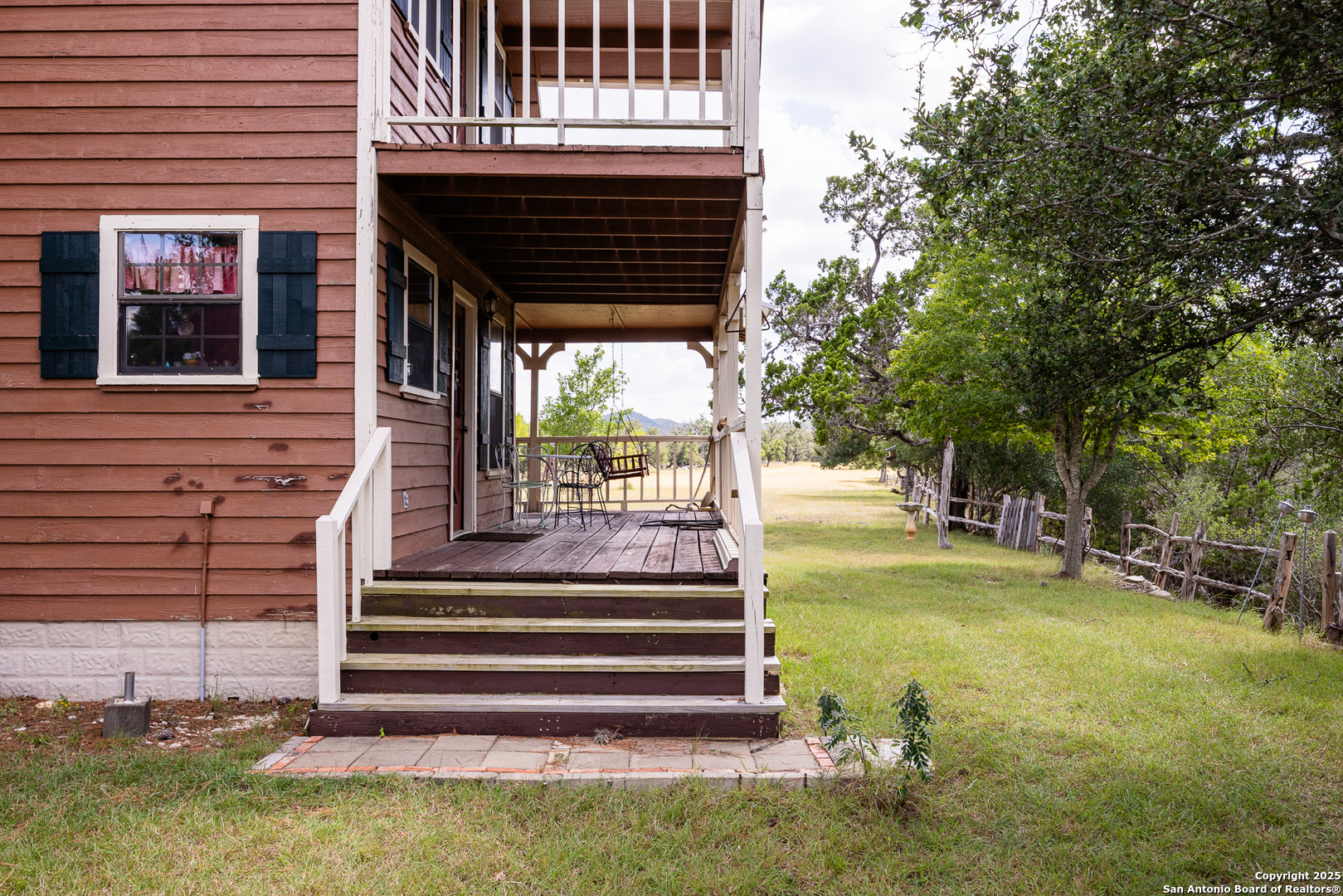 667 Medina Bend Road Medina, TX 78055 - Photo 4 of 40 a view of outdoor space and yard