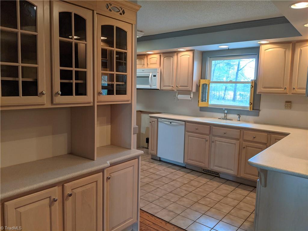 9163 Idol Cox Road Colfax, NC 27235 - Photo 11 of 25 Gallery Image 11