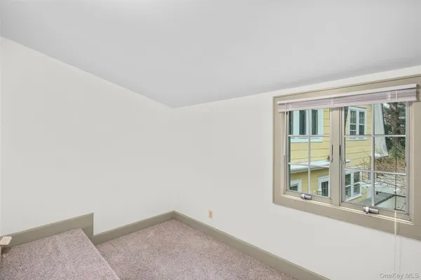 a view of empty room with window