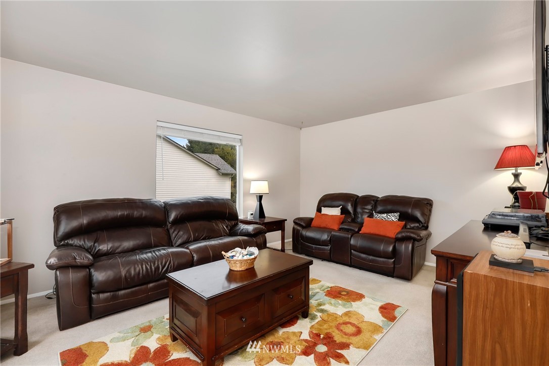 200 Gardner Road Burlington, WA 98233 - Photo 4 of 31 Gallery Image 4