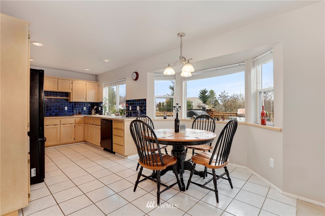 200 Gardner Road Burlington, WA 98233 - Photo 8 of 31 Gallery Image 8