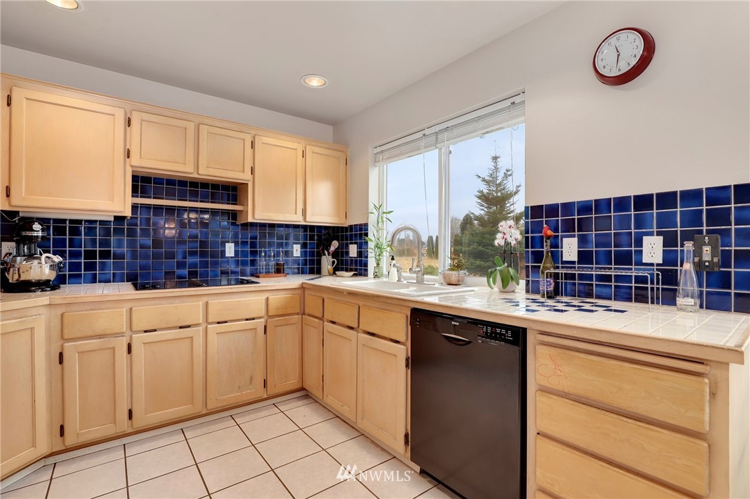 200 Gardner Road Burlington, WA 98233 - Photo 9 of 31 Gallery Image 9