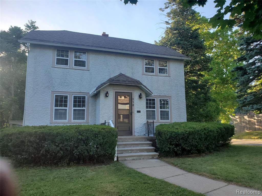 358 West Iroquois Road Pontiac, MI 48341 - Photo 1 of 29