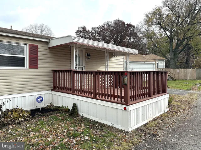 $59,900 | 2400 Lincoln Avenue, Unit 15, Sparrows Point, MD 21219