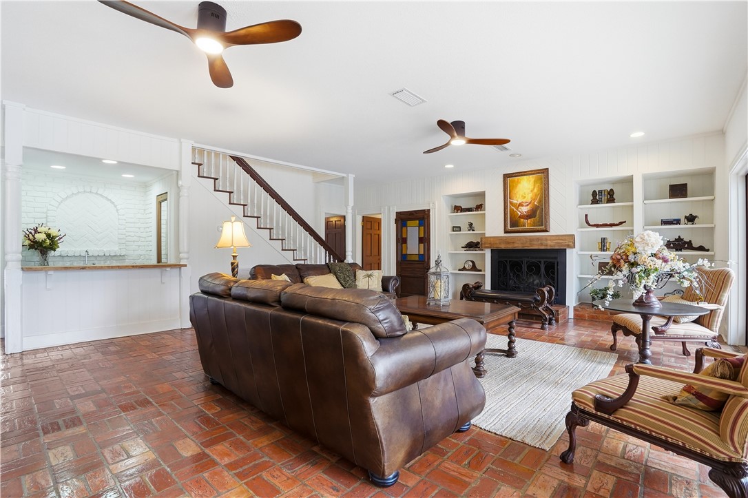 118 Harrogate Road St. Simons Island, GA 31522 - Photo 31 of 53