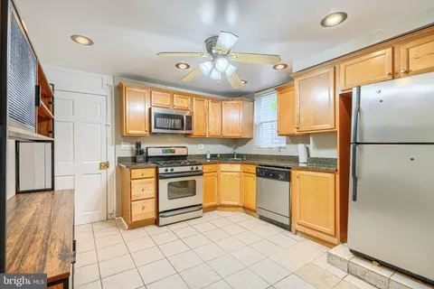 $290,000 | 306 Penn Street, Baltimore, MD 21230
