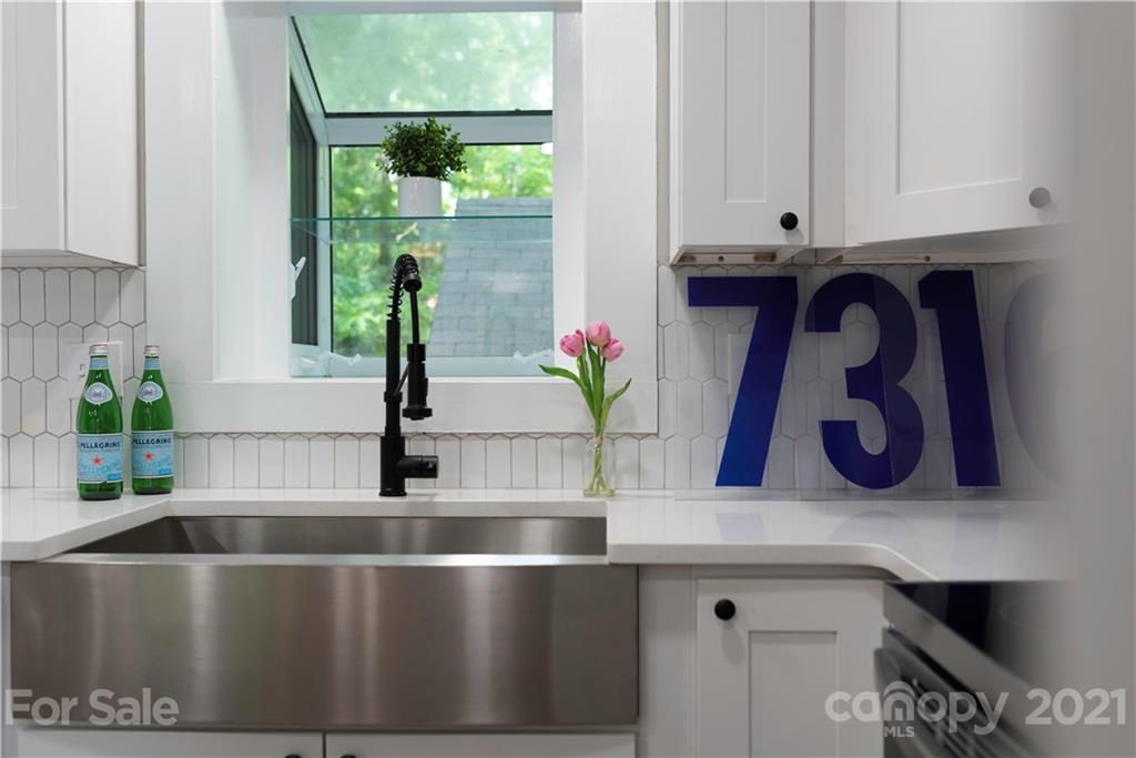 7316 Watercrest Road Charlotte, NC 28210 - Photo 9 of 28 a view of kitchen sink and window