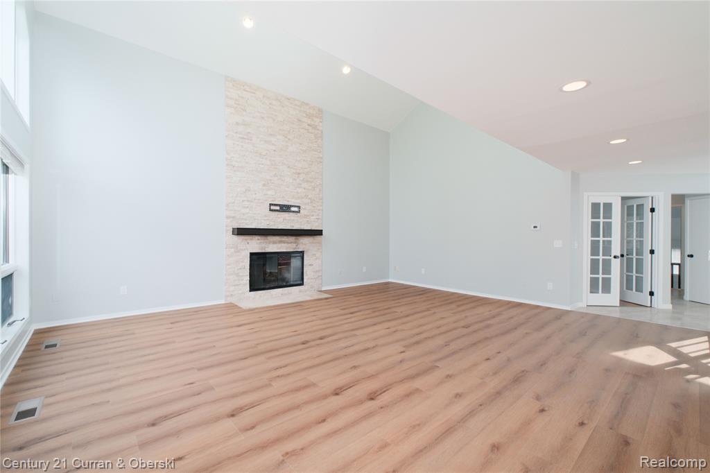 1083 North Livernois Road Rochester, MI 48306 - Photo 10 of 66
