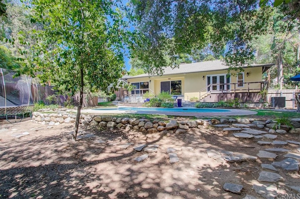 1980 El Arbolita Drive Glendale, CA 91208 - Photo 36 of 43 a house view with a seating space