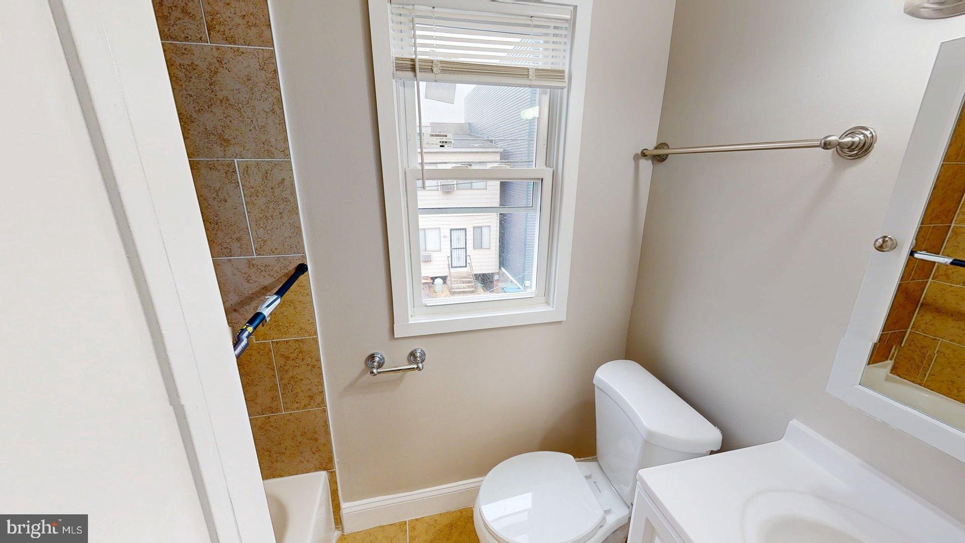 1211 18th Place Northeast Washington, DC 20002 - Photo 21 of 27 Unit #4 3bds 1ba