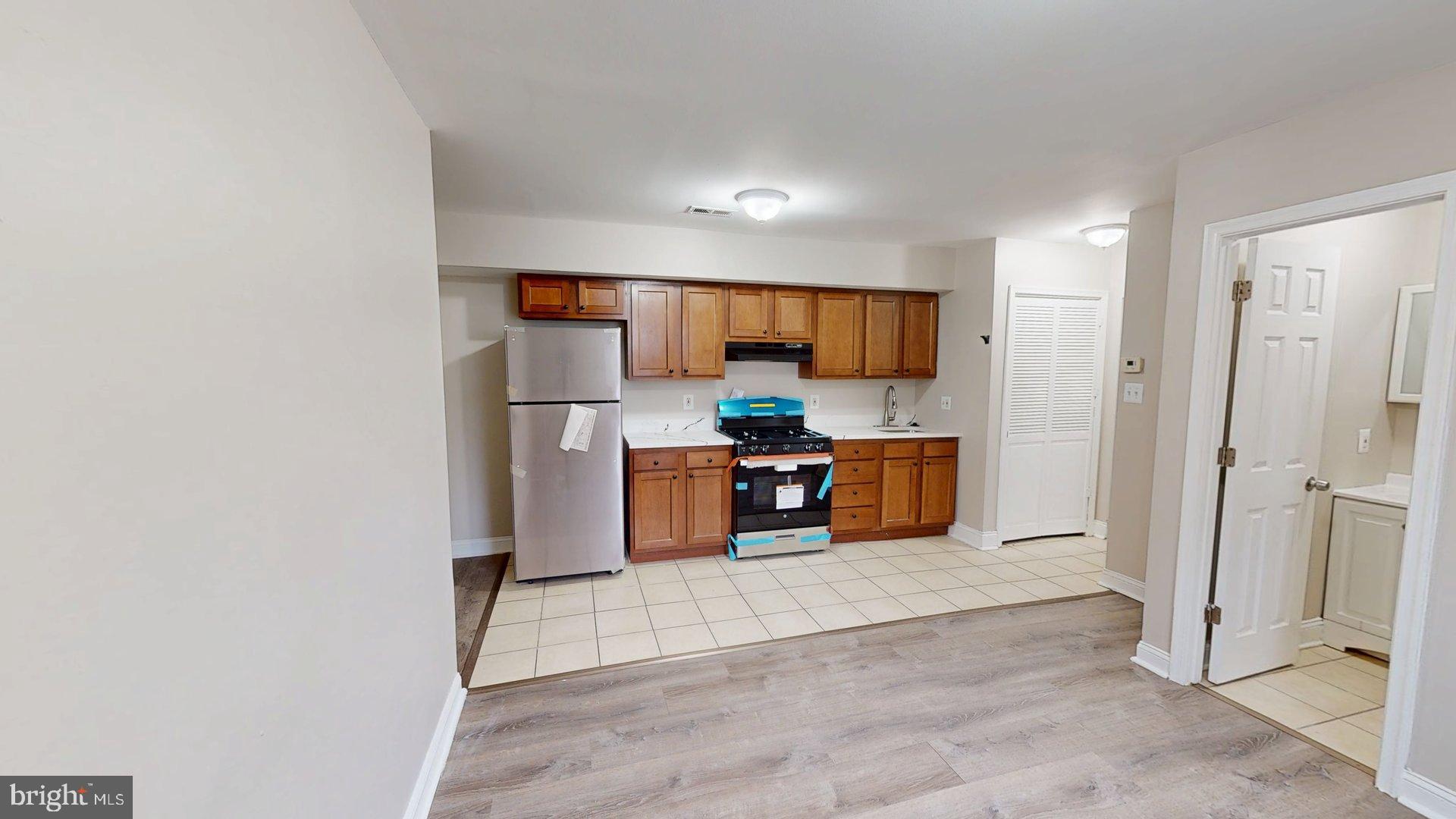 1211 18th Place Northeast Washington, DC 20002 - Photo 9 of 27 Unit #2 3bds 1ba