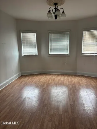 $1,500 | 1633 Carrie Street, Unit 2, Schenectady, NY 12308