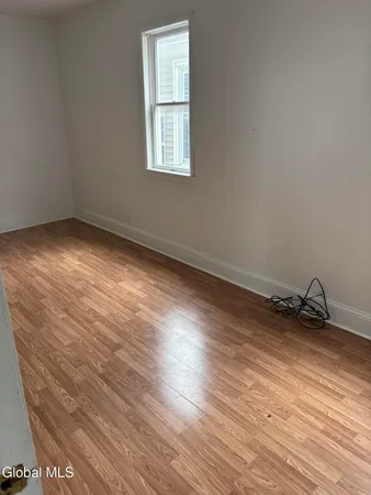 $1,500 | 1633 Carrie Street, Unit 2, Schenectady, NY 12308