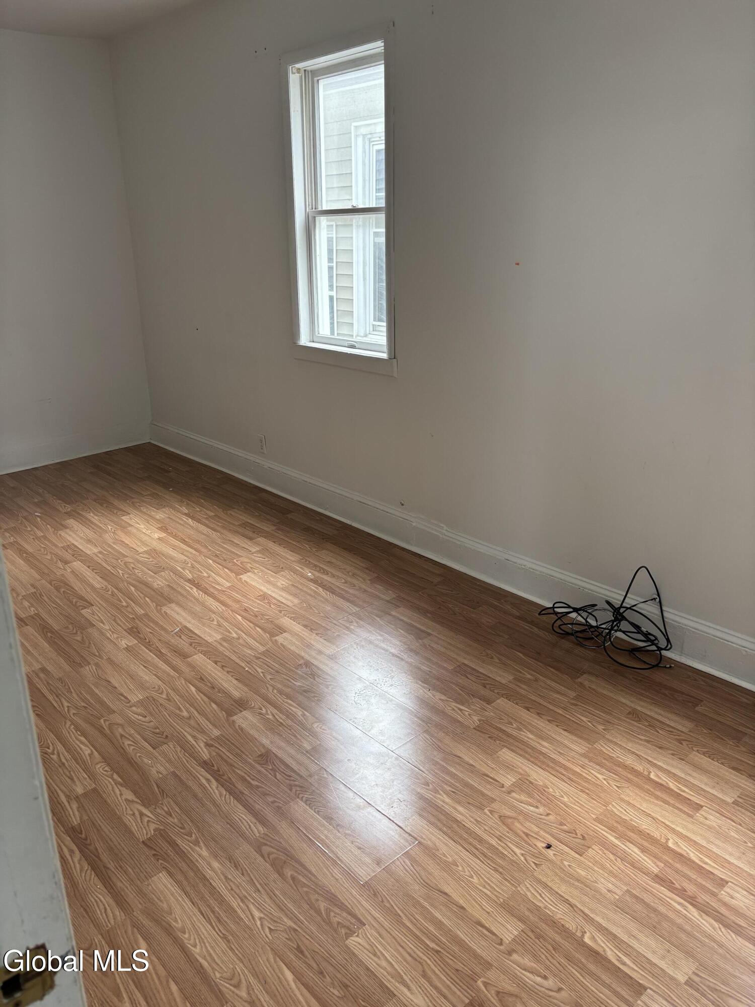 1633 Carrie Street, Unit 2 Schenectady, NY 12308 - Photo 8 of 10 IMG_6092