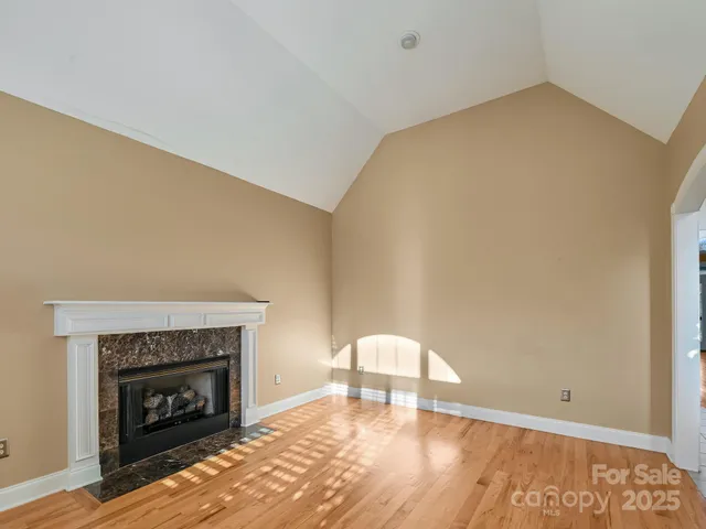 $899,000 | 7 Round Robin Lane, Mills River, NC 28759