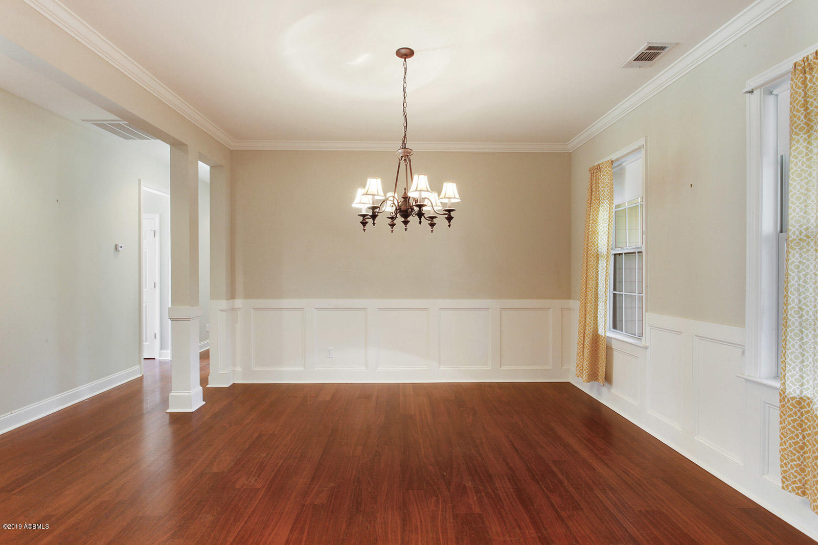 91 Klugh Avenue Ridgeland, SC 29936 - Photo 6 of 25 006_1600x1067_mls_1600x1067