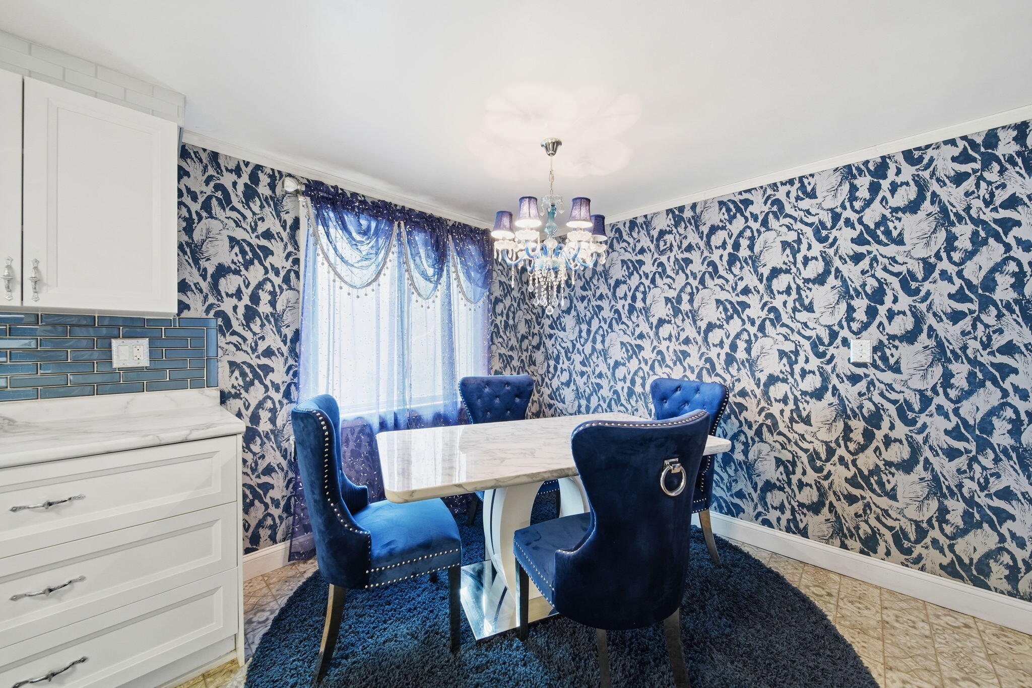 2705 Glendale Road Jackson, MI 49203 - Photo 19 of 42 Main Floor Dinning area