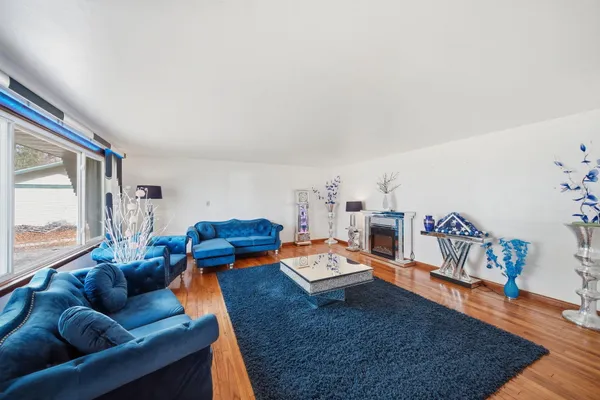 $285,000 | 2705 Glendale Road, Jackson, MI 49203