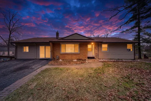 $285,000 | 2705 Glendale Road, Jackson, MI 49203