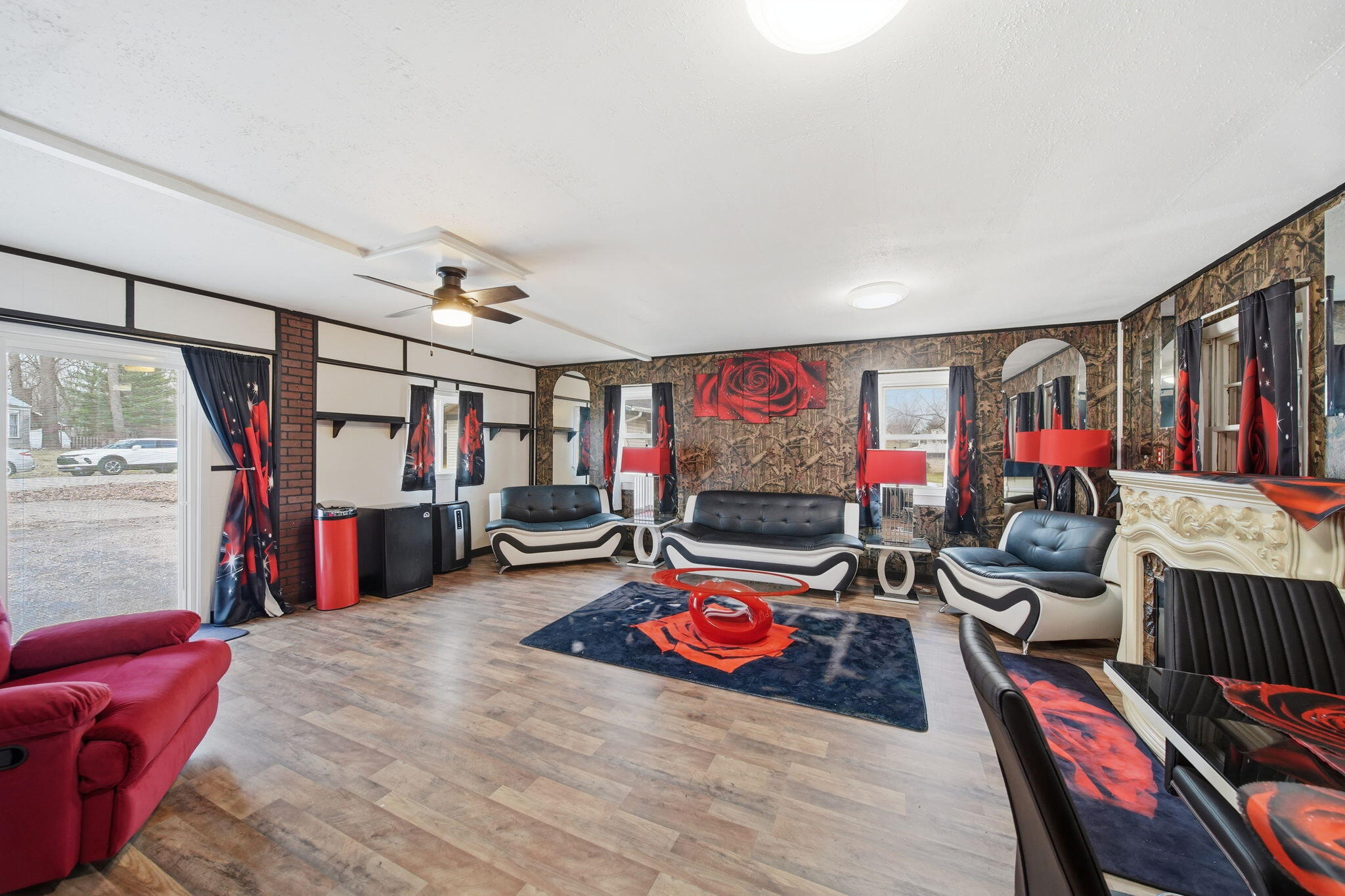 2705 Glendale Road Jackson, MI 49203 - Photo 6 of 42 Main Floor Living space