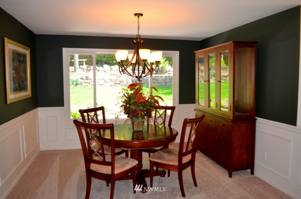 10330 Northeast 153rd Place Bothell, WA 98011 - Photo 5 of 15 Gallery Image 5