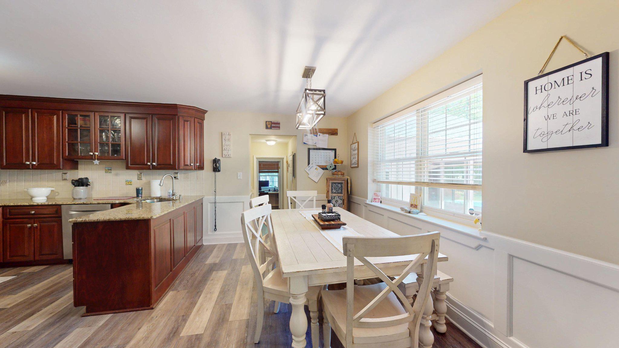 3 Colonial Court Medford, NJ 08055 - Photo 22 of 89 Inviting kitchen with warm tones.