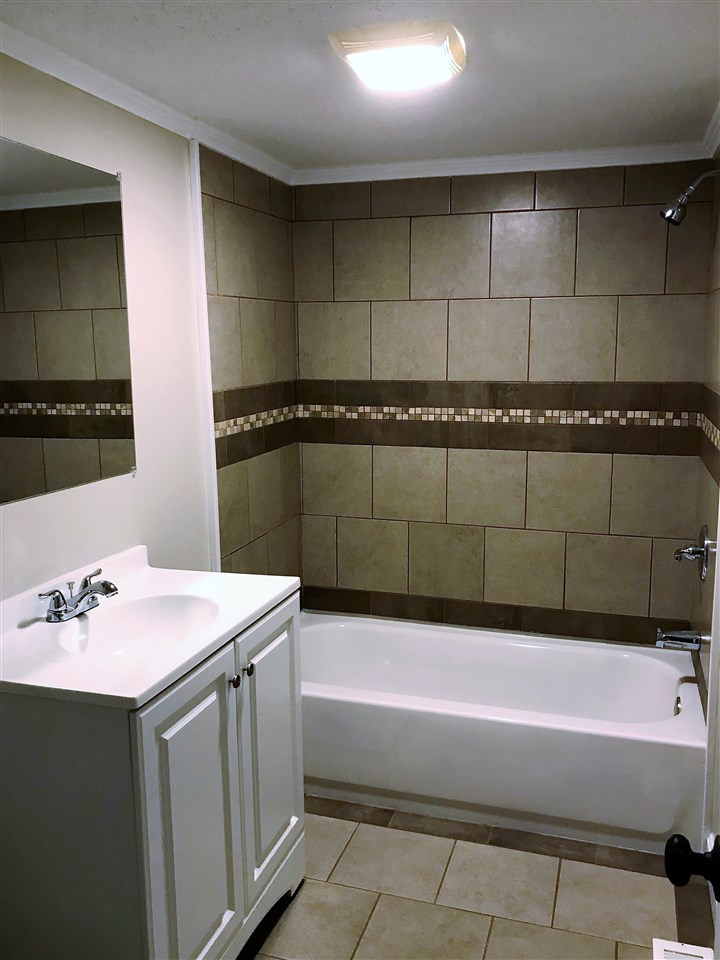 10 Wayland Circle Exeter, NH 03833 - Photo 27 of 32 Gallery Image 27