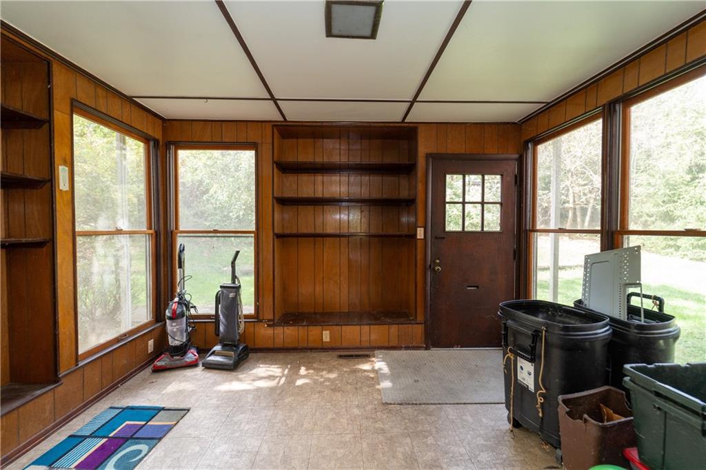 1050 Princeton Road Pittsburgh, PA 15205 - Photo 14 of 34