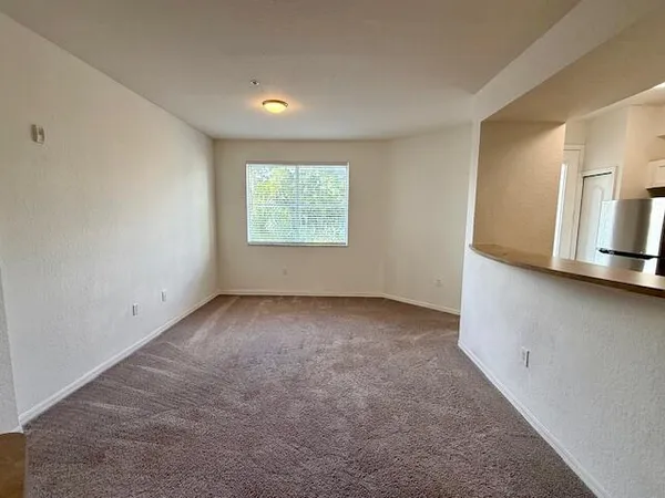 $1,950 | 11032 Legacy Drive, Unit 303, Palm Beach Gardens, FL 33410