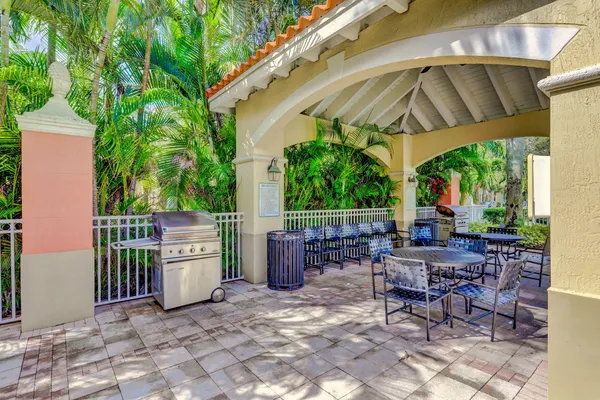 $1,950 | 11032 Legacy Drive, Unit 303, Palm Beach Gardens, FL 33410