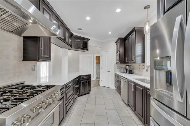 $399,900 | 104 Duhe Drive, Hahnville, LA 70057