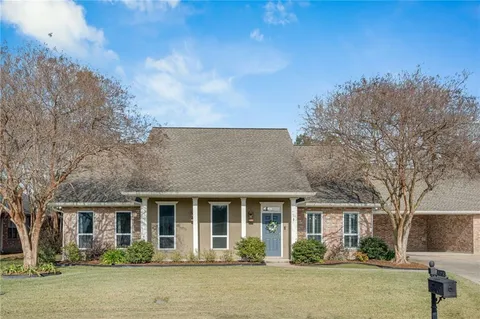 $399,900 | 104 Duhe Drive, Hahnville, LA 70057