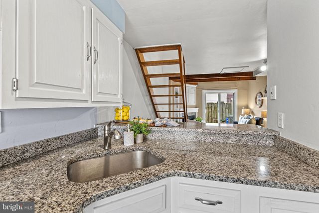 $600,000 | 39 Pinkney Street, Annapolis, MD 21401