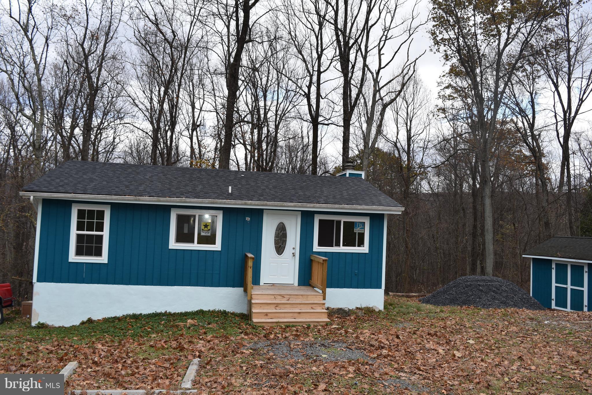 1044 High Top Road Linden, VA 22642 - Photo 3 of 10 Exterior (Front)
