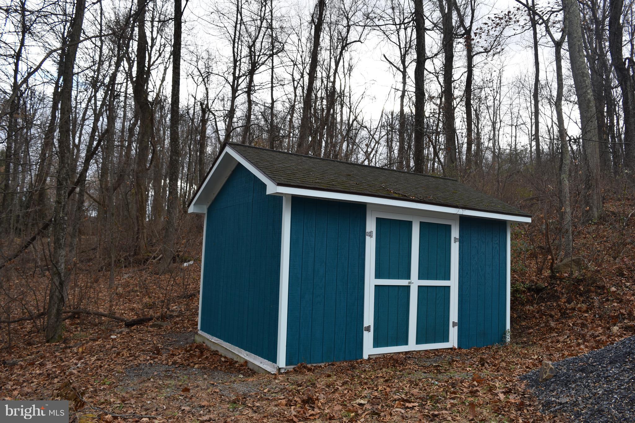 1044 High Top Road Linden, VA 22642 - Photo 5 of 10 Exterior (General)