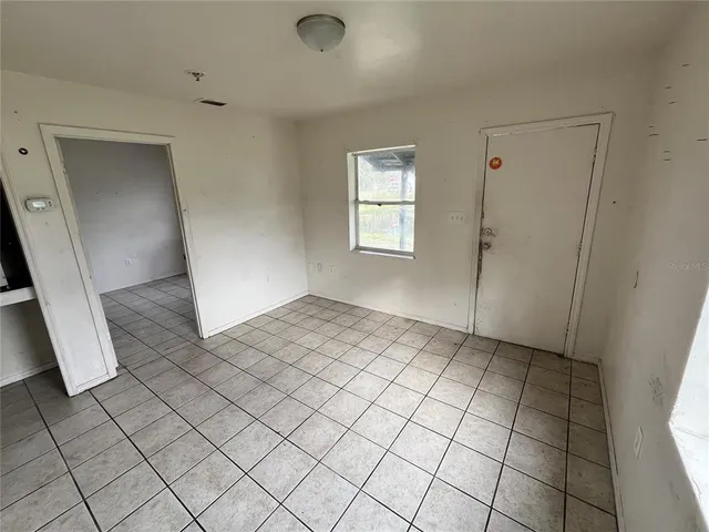 $800 | 311 East Magnolia Street, Unit 2, Leesburg, FL 34748