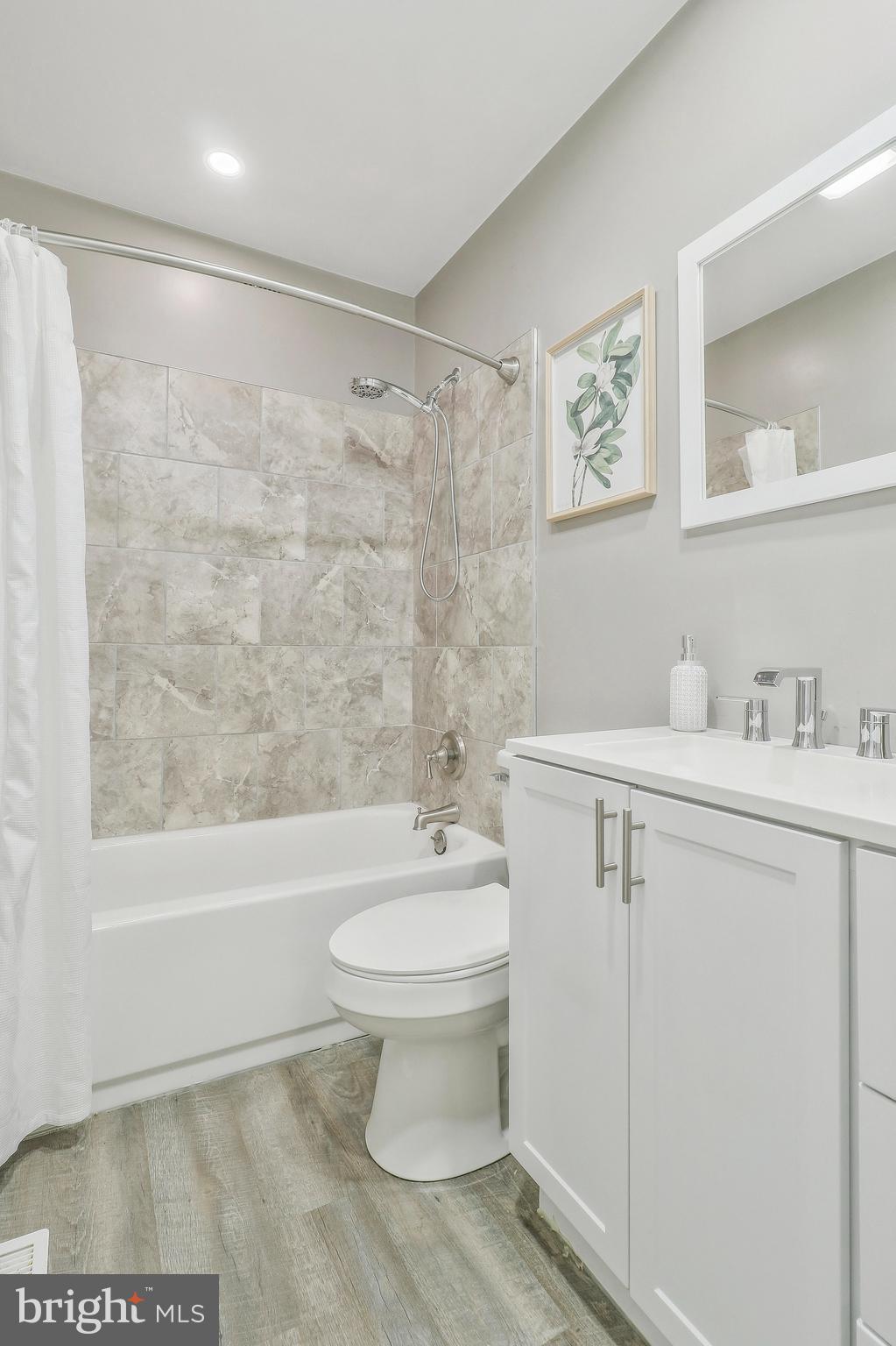 6216 Auth Road Suitland, MD 20746 - Photo 12 of 39 Bathroom