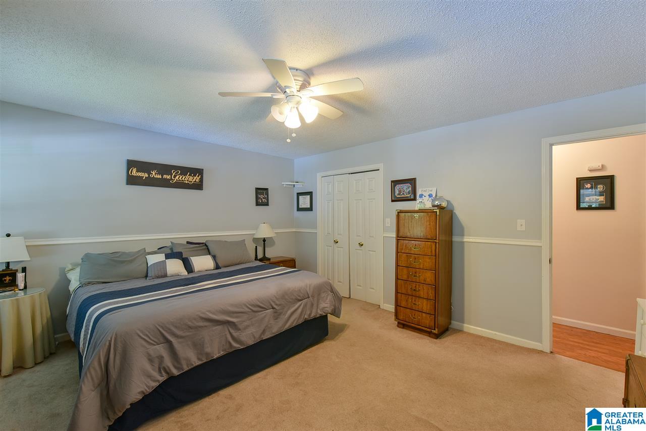 805 Round Hill Road Pelham, AL 35124 - Photo 22 of 40