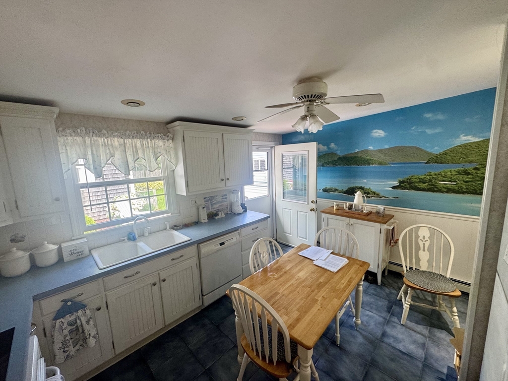 35 Point Street Fairhaven, MA 02719 - Photo 18 of 36