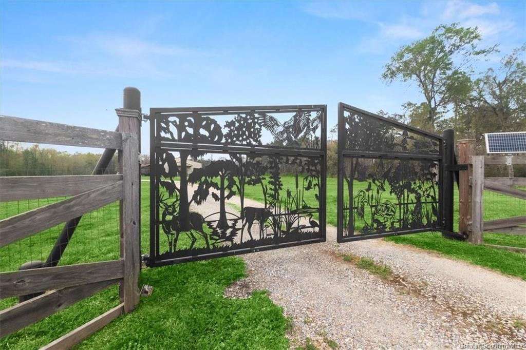 1965 Horseman Road Vinton, LA 70668 - Photo 4 of 30 Gallery Image 4